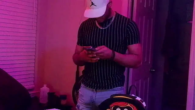 Chat +18 de KY_DomSir36 ao vivo
