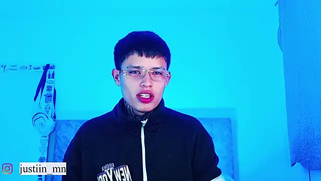 צ'אט XXX בשידור חי של _justinmoon2