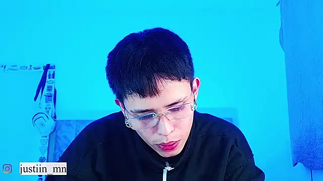 _justinmoon2 élő XXX-chatje