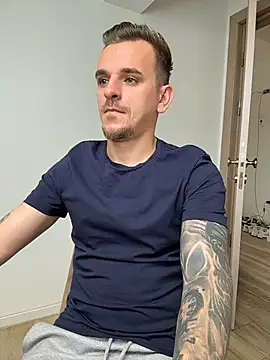 Huge_cock22cm Webcam-Show