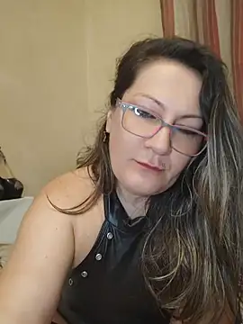 Lovely_Chiara's Live XXX Chat