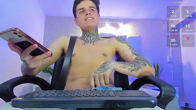 Chat XXX ao vivo de declan_official