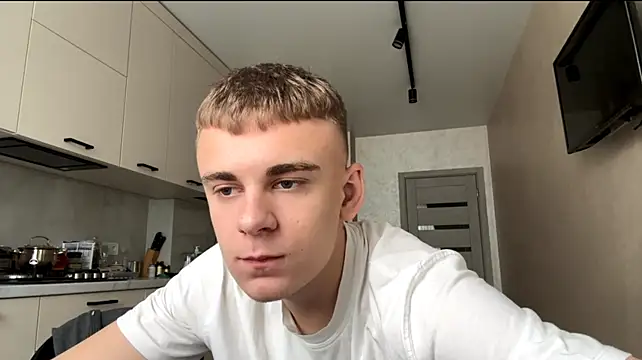 Онлайн чат XXX SoloFury