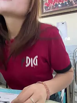 Lily_3324 Obrolan Langsung XXX
