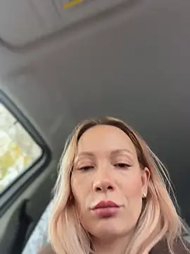 LavenderHot Live XXX Chat