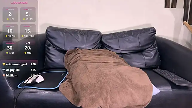 rusbigpaul's Live XXX Chat
