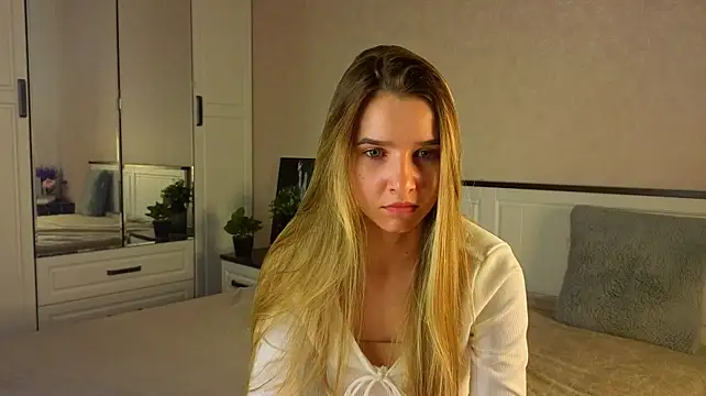 צ'אט XXX בשידור חי של OnyxViper