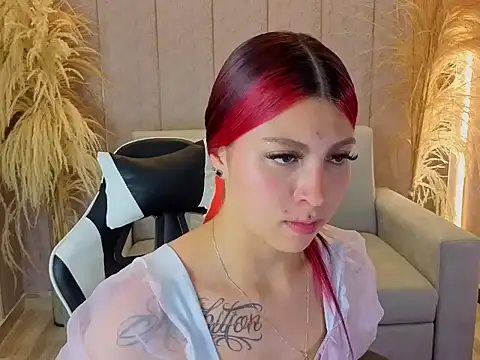 Chat XXX Live HilaryThomson2