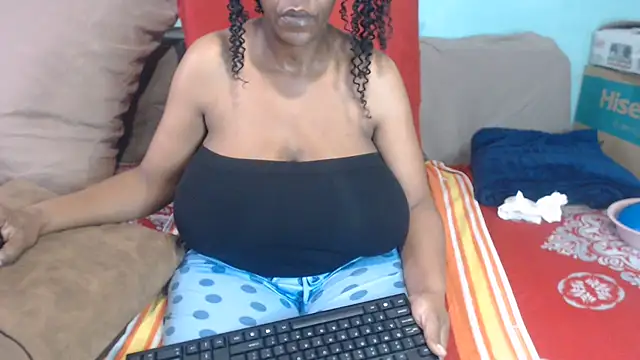 bustykelly Chat XXX live