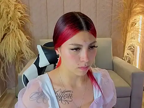 Chat XXX ao vivo de HilaryThomson2