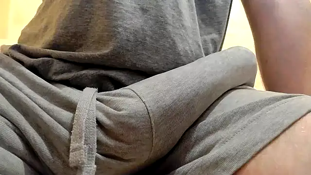 gae89tano Adlı Modelin Canlı XXX Sohbeti
