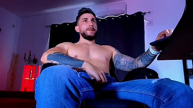 Chatroom XXX en direct de MightyAaron66
