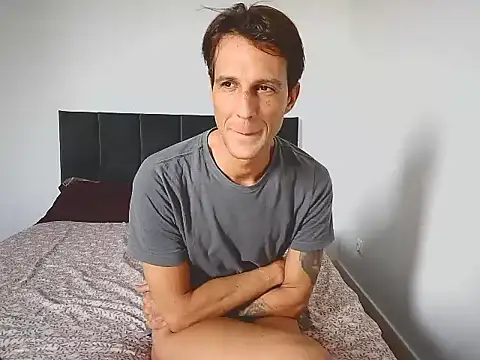 stefan27ro live XXX chat