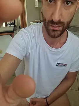simo1097 Adlı Modelin Canlı XXX Sohbeti