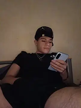 צ'אט XXX בשידור חי של Oliver_LA