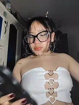 LilyRouse_ লাইভ XXX চ্যাট