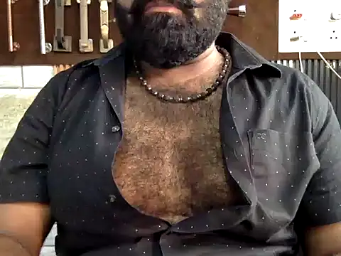 Chat XXX ao vivo de hairy_indian_dad