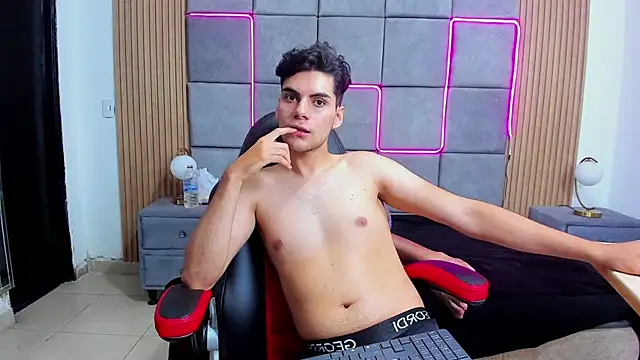 Chat +18 de JhonyRiver ao vivo