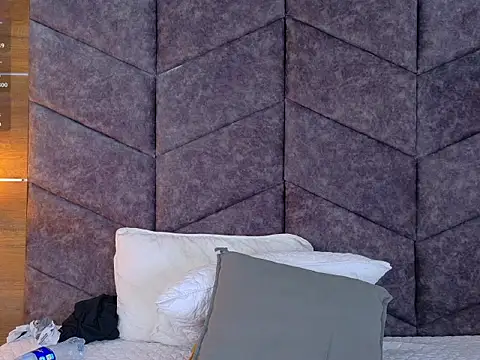 TylerWest_ – Naživo XXX chat
