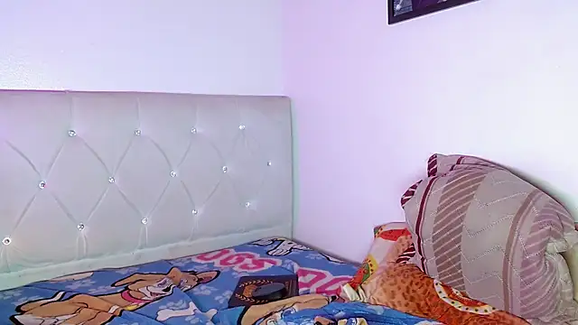 Angel_foxc13 Obrolan Langsung XXX