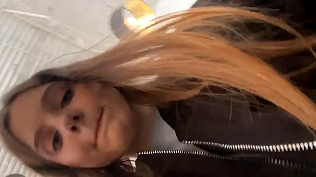 Lunabelle_'s Live XXX Chat