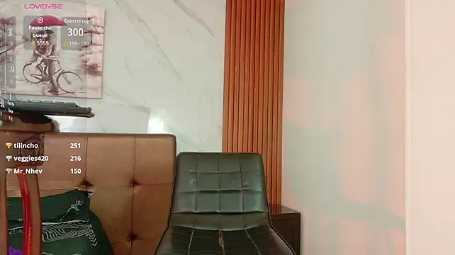 Chat +18 de Vicky_Hottman ao vivo