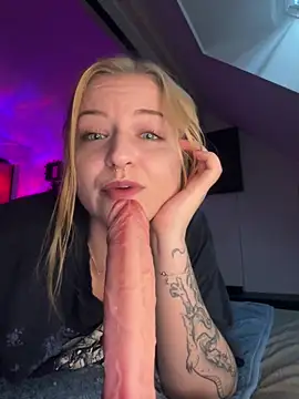 Czat XXX na żywo – CherryyCheeks