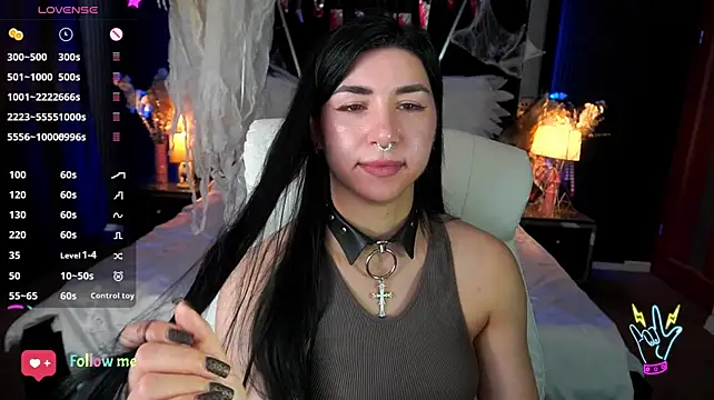 Chat XXX en directo de EmilyCandyy