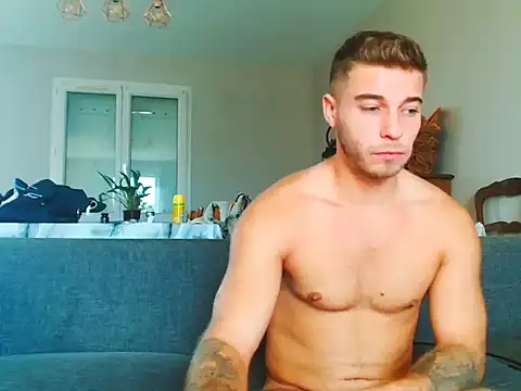 Elkafit28's Live XXX Chat