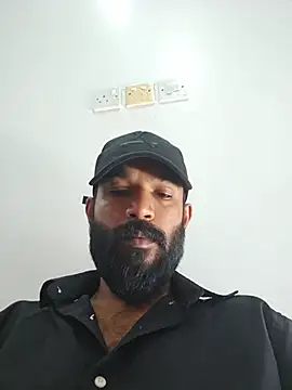 Chat XXX ao vivo de MalluBeard