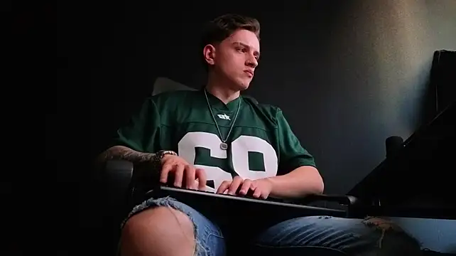 FelixStarkk 现场XXX聊天