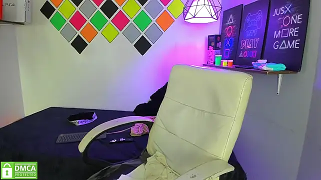 Marcoviolet Live XXX-Chat