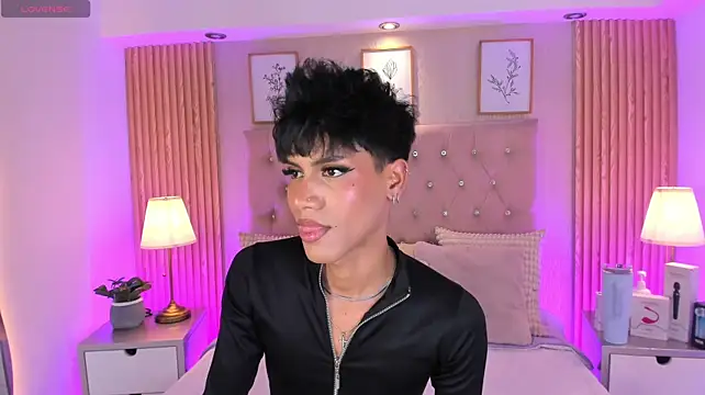 Jonas_Rivers Adlı Modelin Canlı XXX Sohbeti
