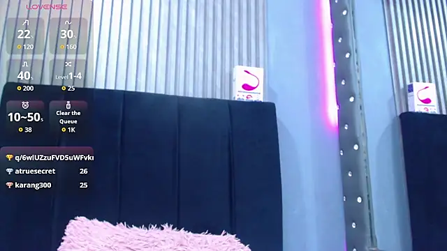 Camila_Tits Webcamshow