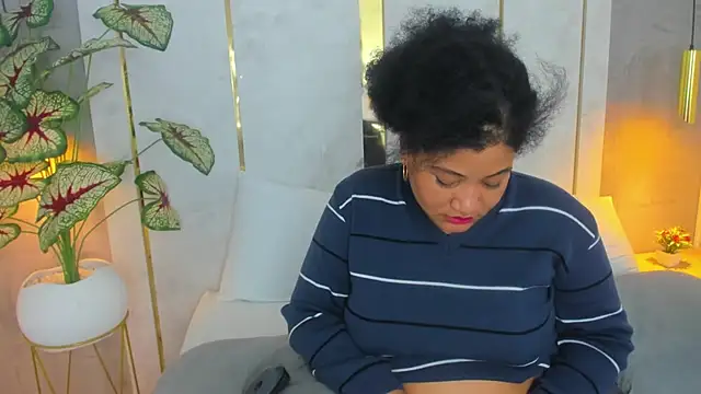 Chat +18 de laurel_swan ao vivo