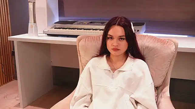 Chat +18 de MalorieSehr ao vivo