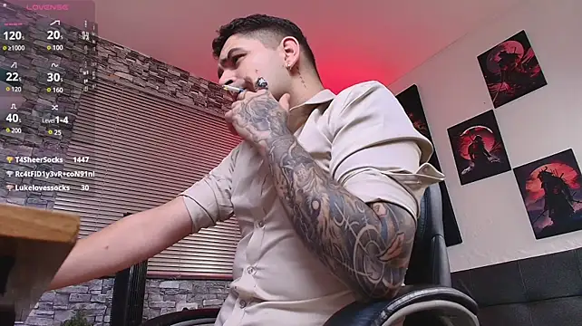 Nicolas_Fellener live XXX chat