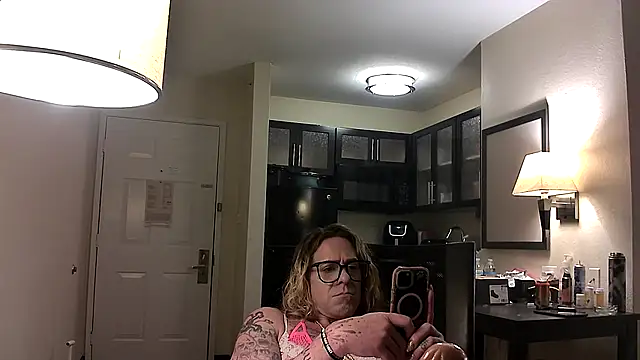 VanillaSnowcones' Live XXX Chat