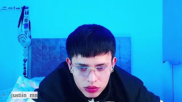 Chatroom XXX en direct de _justinmoon2