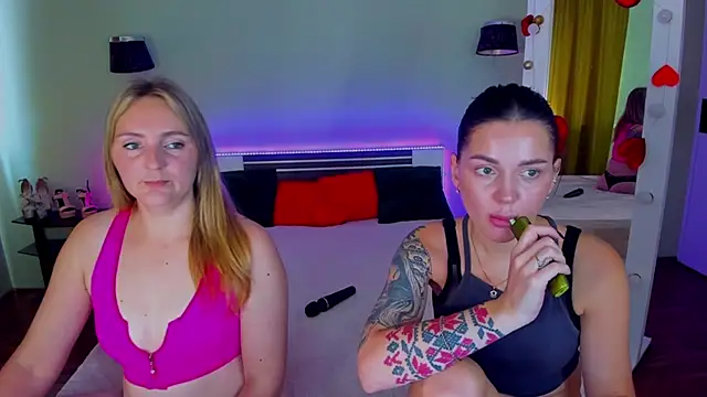 MagicEyess' Live XXX Chat