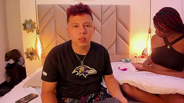 Онлайн чат XXX AxelandVioleta