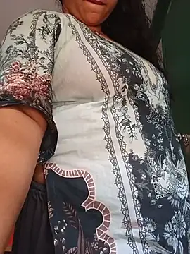 Subrina100 live XXX chat
