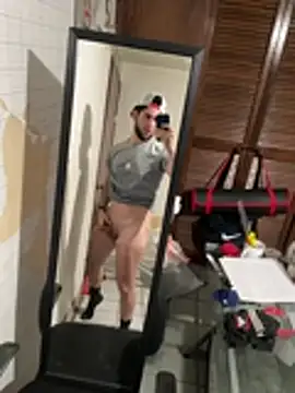 SinCorbata Chat XXX in diretta