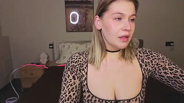 Colleen_Blake Chat XXX in diretta
