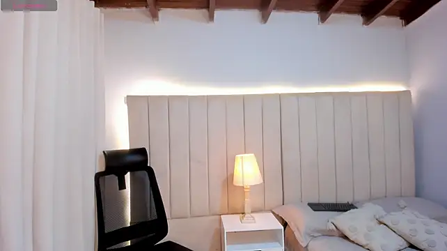 JustPhantom Chat XXX live
