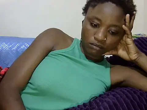 Chat XXX ao vivo de SweetTemptationKE