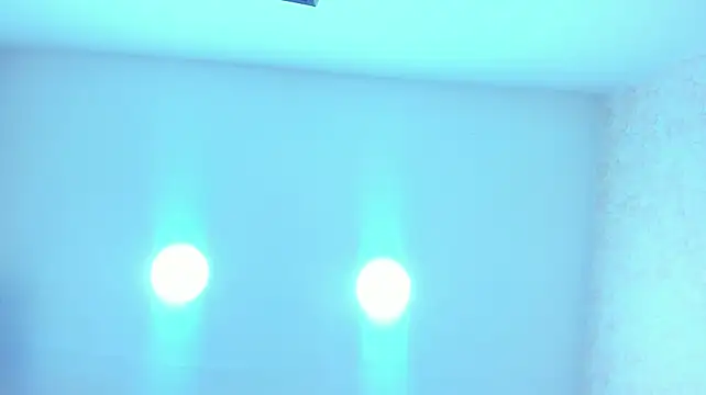 Miiahbunny_ লাইভ XXX চ্যাট