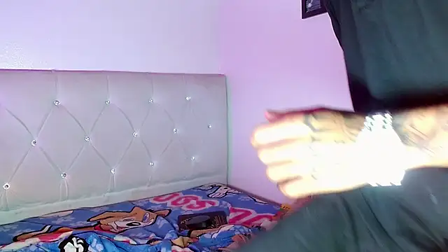 Angel_foxc13 现场XXX聊天
