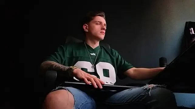 FelixStarkk live XXX chat