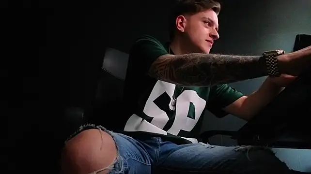 FelixStarkk Chat XXX live